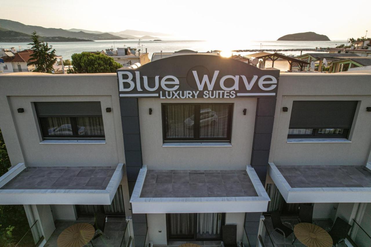 Blue Wave Luxury Suites Nea Iraklitsa Buitenkant foto