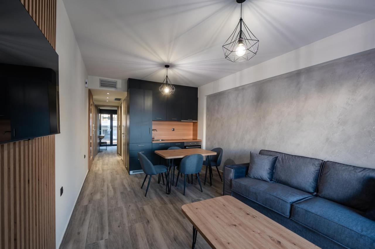 Blue Wave Luxury Suites Nea Iraklitsa Buitenkant foto