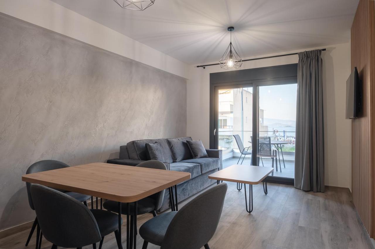 Blue Wave Luxury Suites Nea Iraklitsa Buitenkant foto