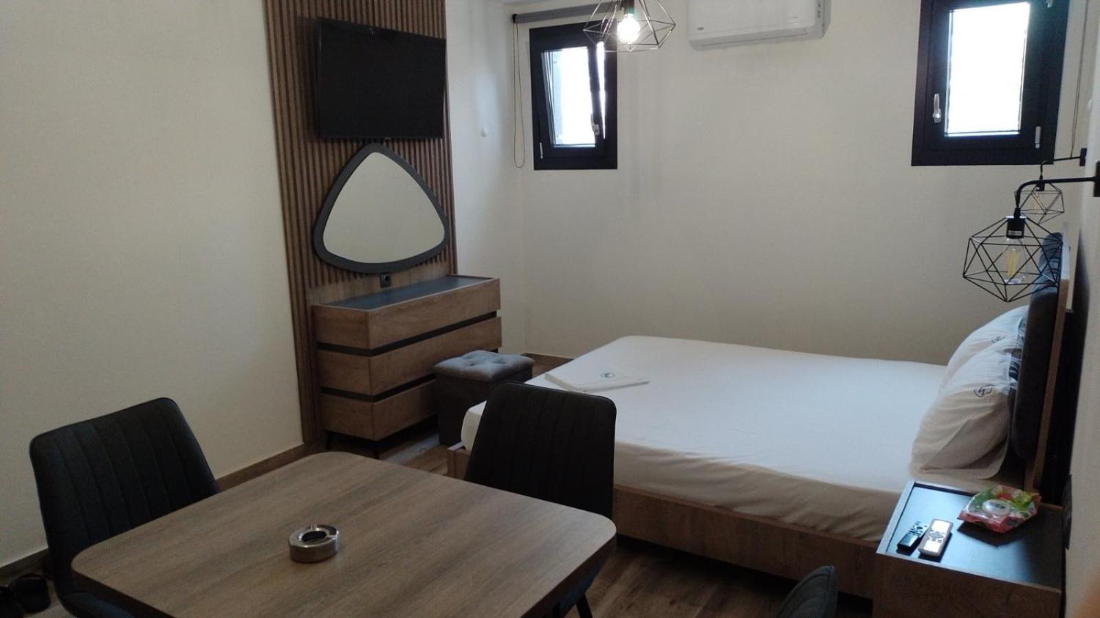 Blue Wave Luxury Suites Nea Iraklitsa Kamer foto